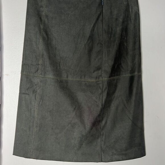 Rampage, Women’s Green Straight fit skirt, size 3 - Picture 7 of 8